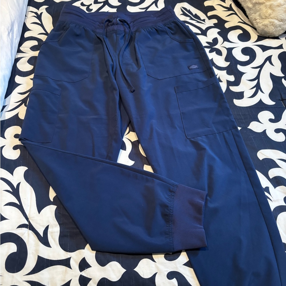 Ladies Dickies nursing pant